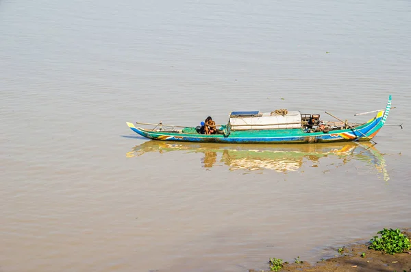 Phnom Penh Camboya Abril 2018 Barco Típico Del Mekong Camboyano — Foto de Stock