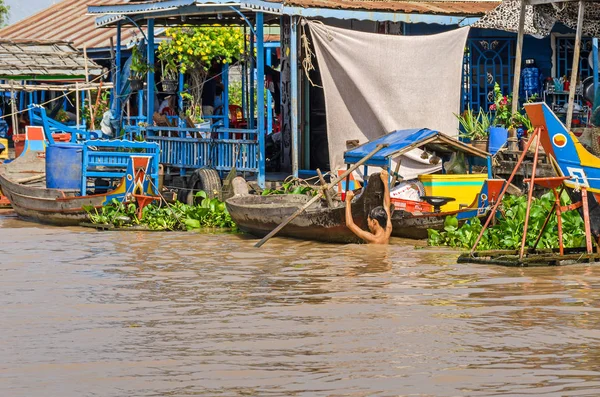 Siem Reap Camboya Abril 2018 Uno Los Pueblos Flotantes Alrededor — Foto de Stock