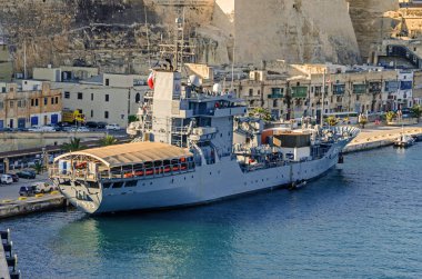 İhale A513 Valletta limanında eski Simurg olarak demirlemiş