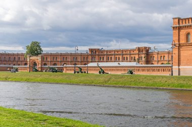 Askeri Tarih Müzesi Topçu Lar, Rusya'nın St. Petersburg kentinde ki açık hava sergisi ile