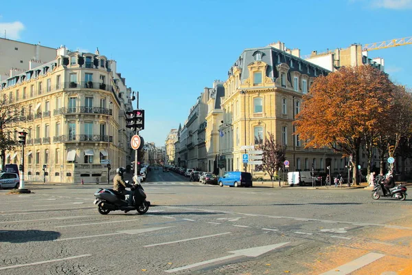法国巴黎 2015年10月27日 巴黎残废人广场交叉口的插图编辑视图 — 图库照片