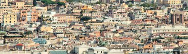 Roma'nın tarihi merkezinin panoramik havadan görünümü, parlak col