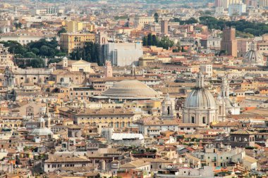 Roma'nın eski bölümünün havadan görünümü, Panteon kubbesi, t