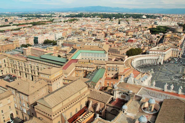 Panoramic view of the main square of the Vatican and the histori — Stock Photo, Image