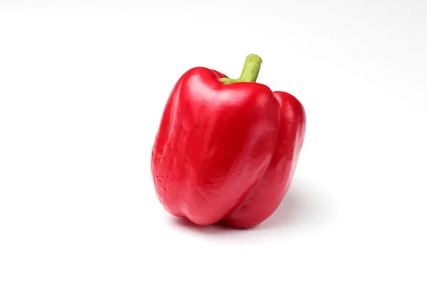 Słodka Czerwona Papryka Białym Tle Zbliżenie Wysoki Kontrast — Zdjęcie stockowe