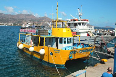 Agios Nikolaos, Girit, Yunanistan, 10/14/2015 Sualtı manzaralı Açıklayıcı Editoryal Pleasure teknesi