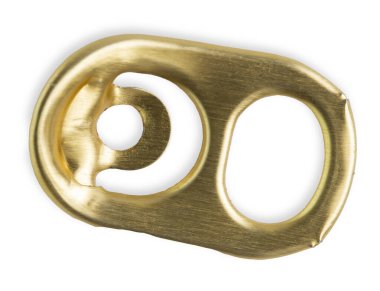 Altın bira kutusu anahtarı, beyaza yakın çekim, izole.