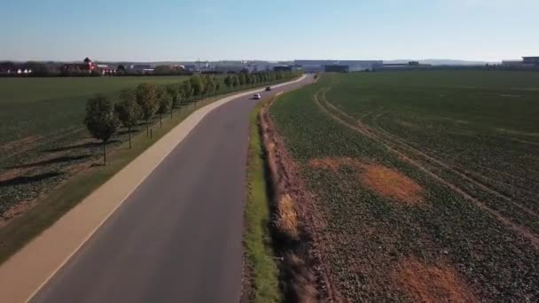 Carro Esportivo Passa Por Drone Videoclipe