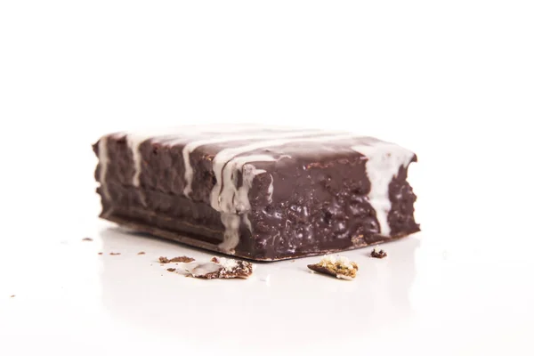 Glazen Kleine Chocoladetaart Met Crème Geïsoleerd Wit — Stockfoto
