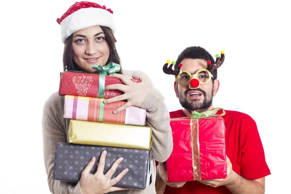 Frau Mit Weihnachtsmann Mütze Mit Geschenken Mann Mit Hirschhörnern — Stockfoto