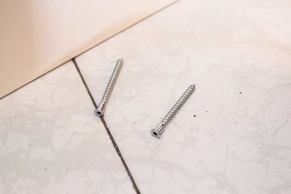 Small Metallic Screws Floor — Stock Photo, Image