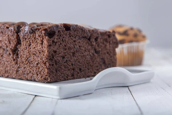 Bruine Chocolade Gebakken Cake Brownie Plaat Dienblad Chocolade Cupcake Achtergrond — Stockfoto