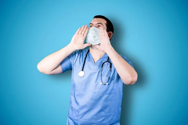 Doctor Gritos Odio Ira Hombre Llorón Emocionalmente Enojado Gritando Fondo Imagen De Stock