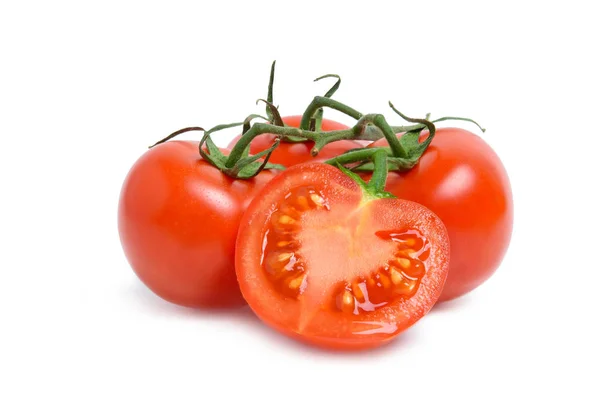 Cuatro tomates rojos maduros con sombra isloada sobre blanco — Foto de Stock