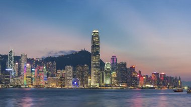 Victoria Limanı Panoraması, Hong Kong Alacakaranlıkta