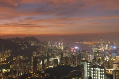 Hong Kong 'da günbatımı