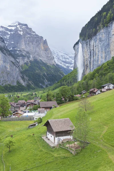 Idylické Krajiny Lauterbrunnen Valley Bernské Alpy Švýcarsko — Stock fotografie