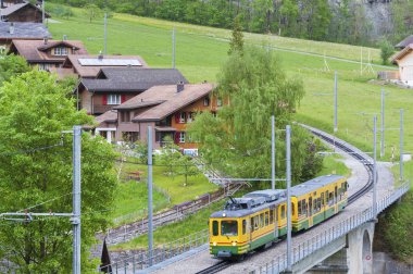 Lauterbrunnen Vadisi, İsviçre tren