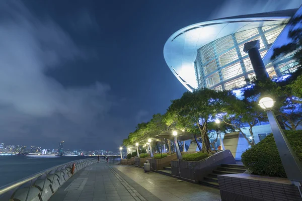 Променад Вночі Гонконзі — стокове фото