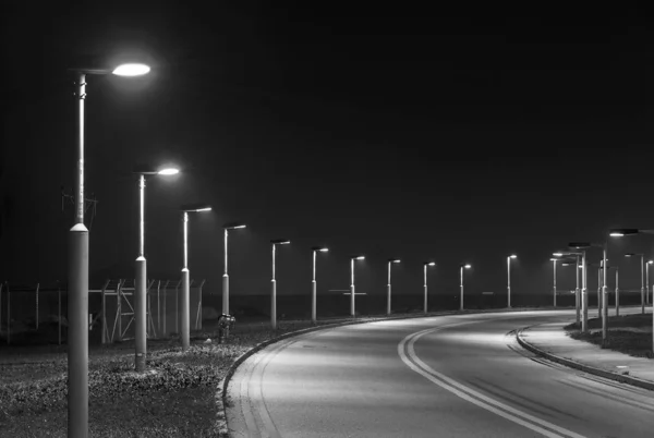 Nachts Leere Straße Schwarz Weiß — Stockfoto