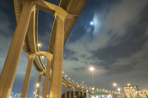 Παραπάνω Άποψη Της Γέφυρας Βράδυ — Φωτογραφία Αρχείου