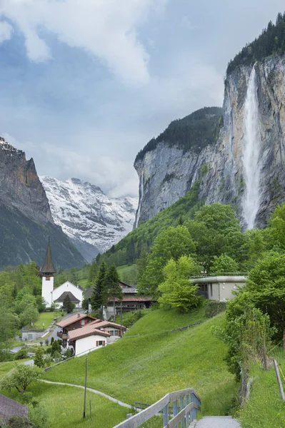 Impresionante Paisaje Del Valle Lauterbrunnen Los Alpes Berneses —  Fotos de Stock