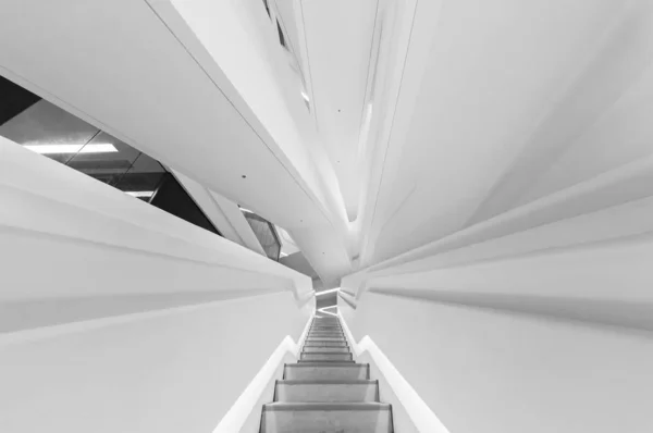 Fütüristik Merdiven Arka Plan Duvar Kağıdı Yakın Çekim — Stok fotoğraf