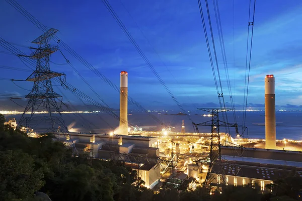 무렵의 발전소 — 스톡 사진