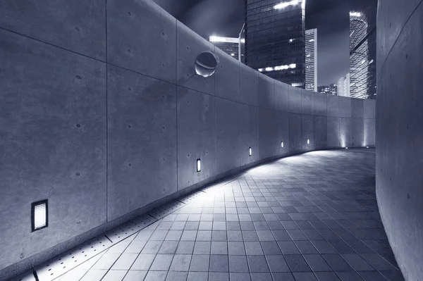 Passeio Pedestre Moderno Vazio Noite — Fotografia de Stock
