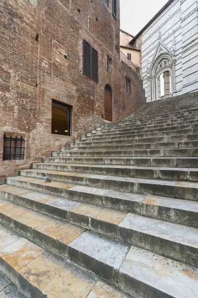 Старі Сходи Церкви Сієна Італія — стокове фото