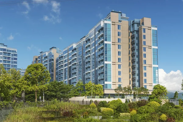Hong Kong şehrinde ortak yeşil Parkı içinde bina konut