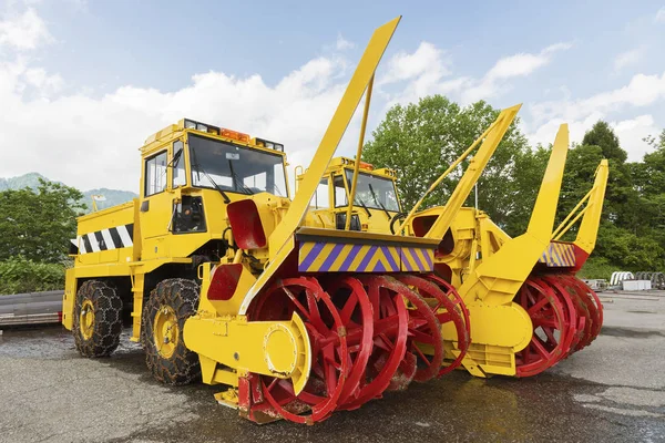 Large Bucket Wheel Excavator Snow Removal Tateyama Kurobe Alpine Route — Stock Photo, Image