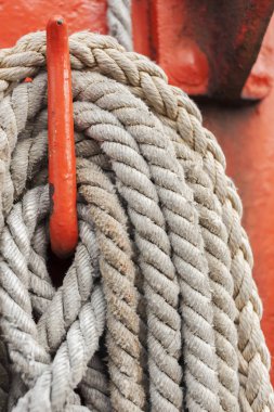 Halatlar ve Yelkenli tekne direği ayrıntıları