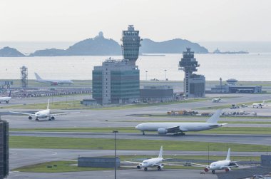 Hong Kong Uluslararası Havaalanı 'nın havadan görüntüsü
