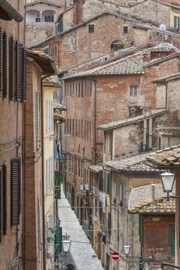 Ortaçağ Street Siena, Toskana, İtalya 