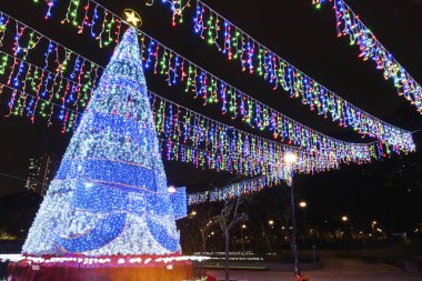 Işıklı Led Noel ağaç arka plan