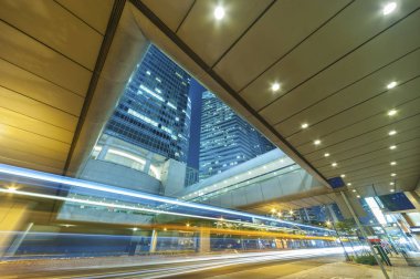 Hong Kong 'da gece trafiği