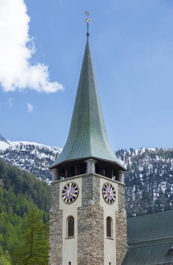 Saat Kulesi, kilise Zermatt, İsviçre