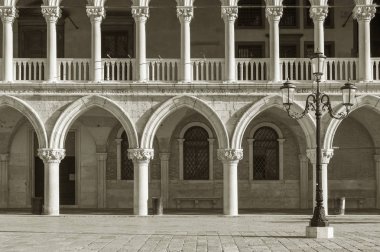 Mimari detay - Venedik 'teki Aziz Mark Meydanı' ndaki Doge Sarayı (Palazzo Ducale Sarayı)