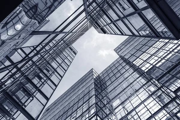 Modern ofis binasının dışı. Mimari soyut arkaplan