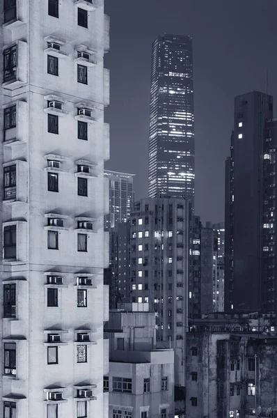 Сучасні Старі Будівлі Місті Гонконг Вночі Китай Азія — стокове фото