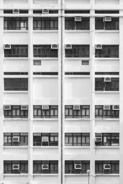 Exterior de edifício residencial de arranha-céus em Hong Kong — Fotografia de Stock