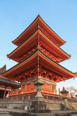 Kyoto Japonya'da Kiyomizu Tapınağı Pagoda kulede