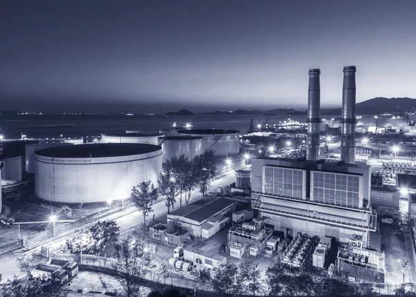 Power plant in Hong Kong at dusk — Stock Photo, Image