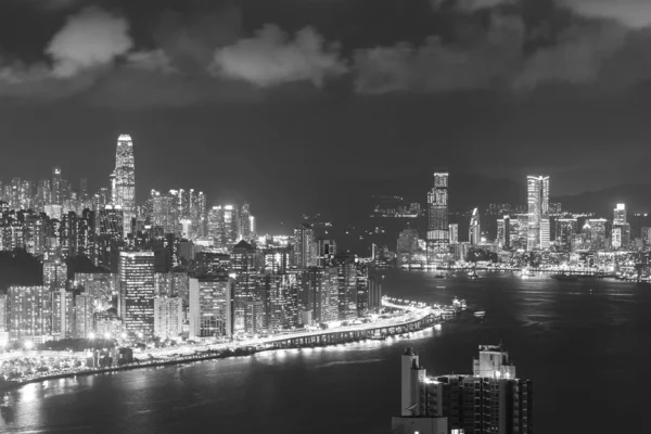 Victoria Harbor of Hong Kong City v noci — Stock fotografie