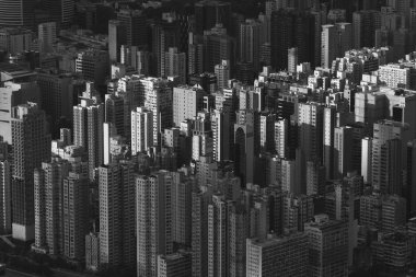 Gün batımında Hong Kong şehrinin hava manzarası