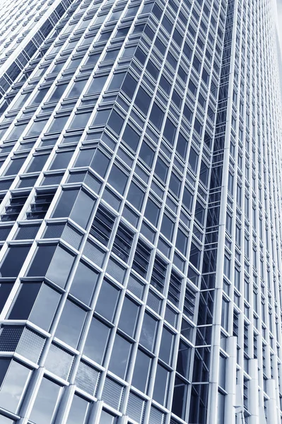 Äußere der modernen Architektur. Gebäude abstrakten Hintergrund — Stockfoto