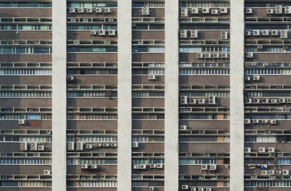 Esterno del vecchio edificio industriale di Hong Kong — Foto Stock