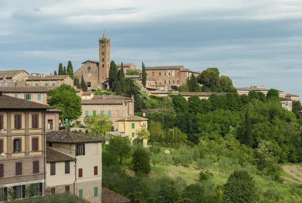 Idilli táj történelmi város Siena, Toszkána, Olaszország — Stock Fotó