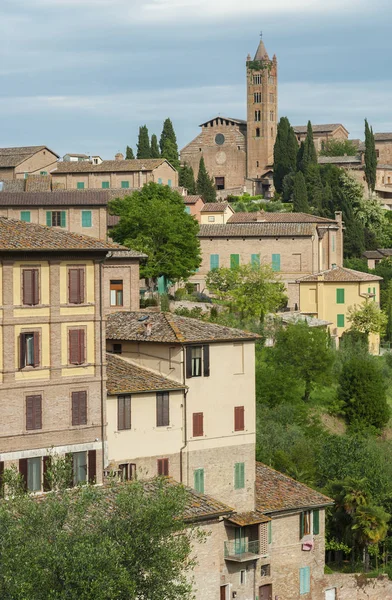 Paesaggio idilliaco della città storica Siena, Toscana — Foto Stock